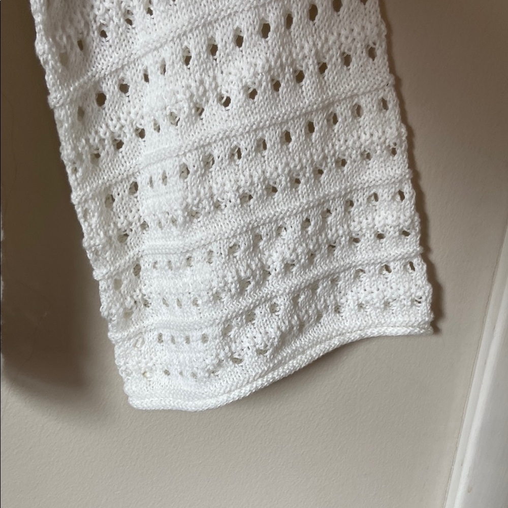 White Boxy Ribbed Sweatshirt - Picture 5 of 5